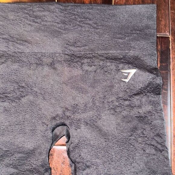 Gymshark adapt camo seamless leggings Size XS  Doesn’t have size tag but measure - Picture 2 of 6